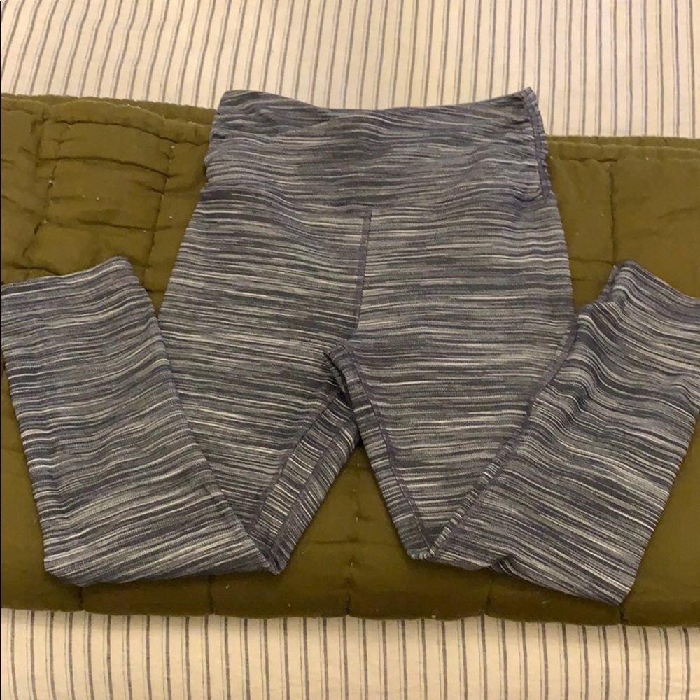 Lululemon size 6 running tights